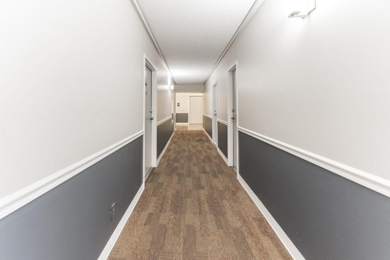 Bargain Downtown W Amenities Appartement