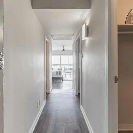 Bargain Downtown Memphis Apartment W Amenities Extérieur photo